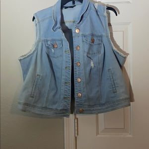 Jean Vest